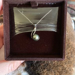 Viki Lynn Black Pearl Necklace